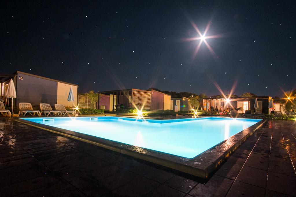 Superior Mobile Homes in Camping Kastanija Novigrad  Bagian luar foto