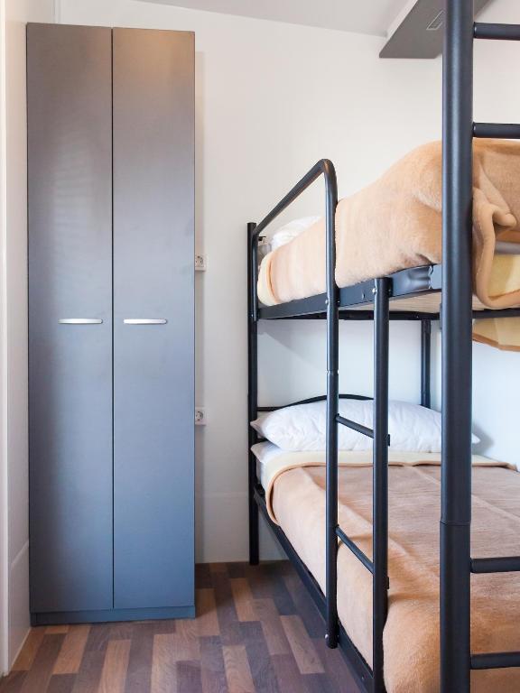 Superior Mobile Homes in Camping Kastanija Novigrad  Ruang foto