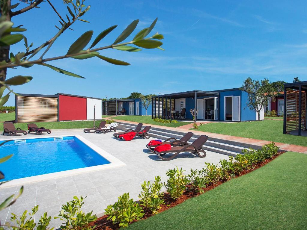 Superior Mobile Homes in Camping Kastanija Novigrad  Bagian luar foto