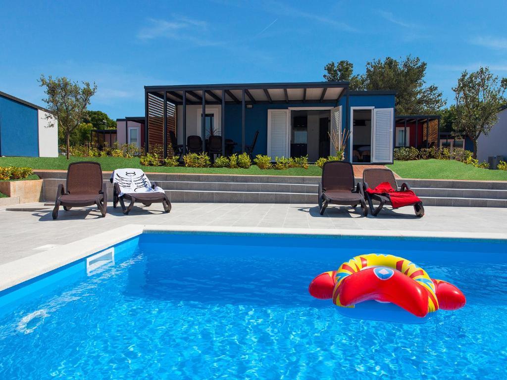 Superior Mobile Homes in Camping Kastanija Novigrad  Bagian luar foto